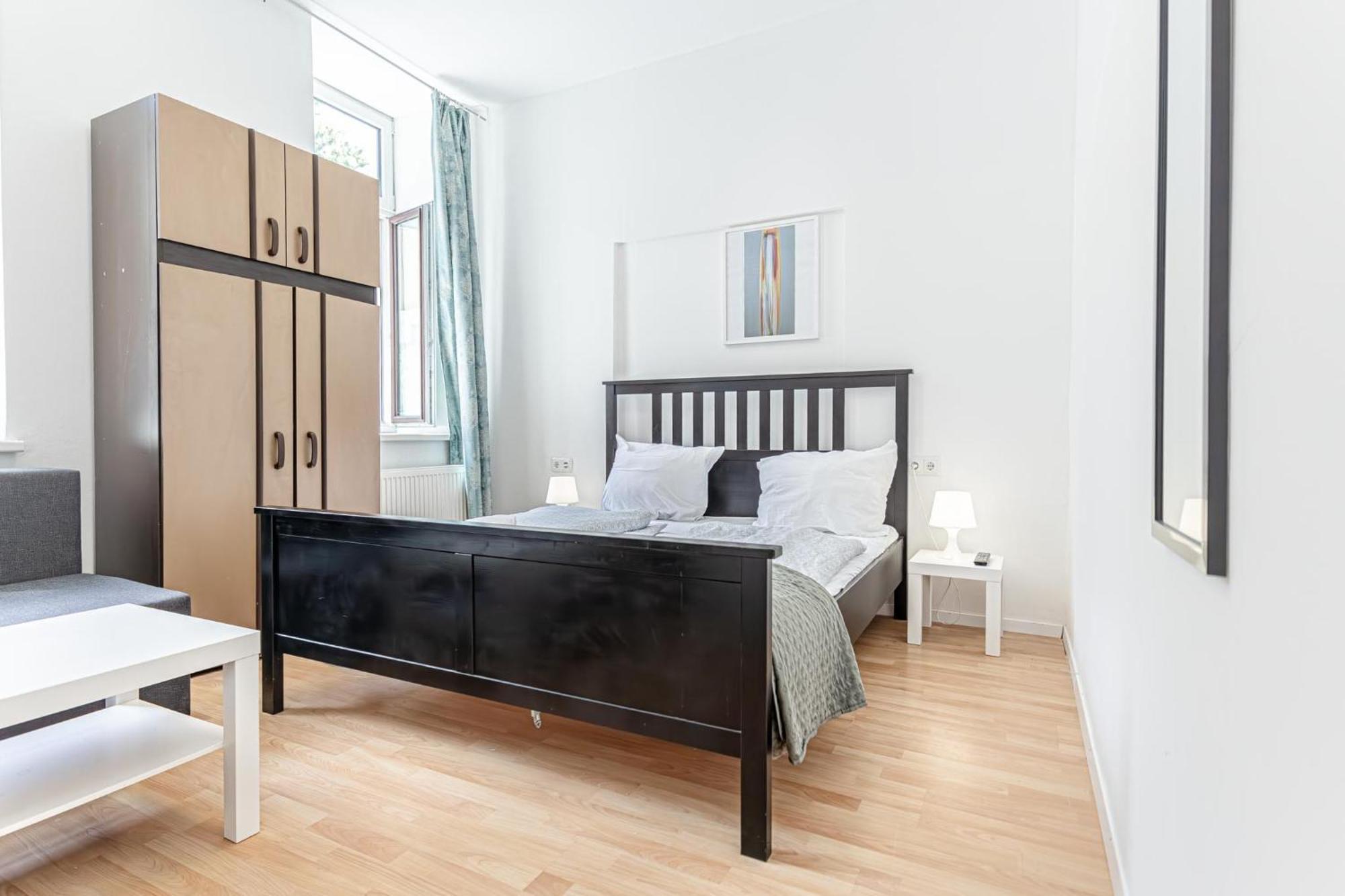 Loevly Shared 6Br With Garden Near Danube & Millenium City Viena Exterior foto