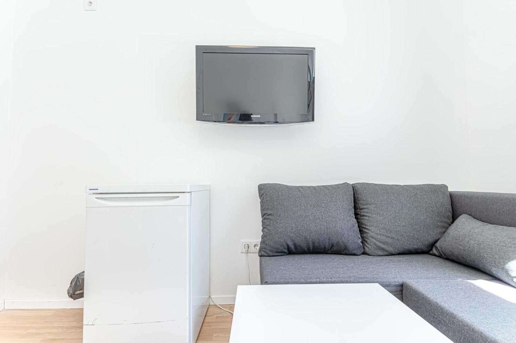 Loevly Shared 6Br With Garden Near Danube & Millenium City Viena Exterior foto