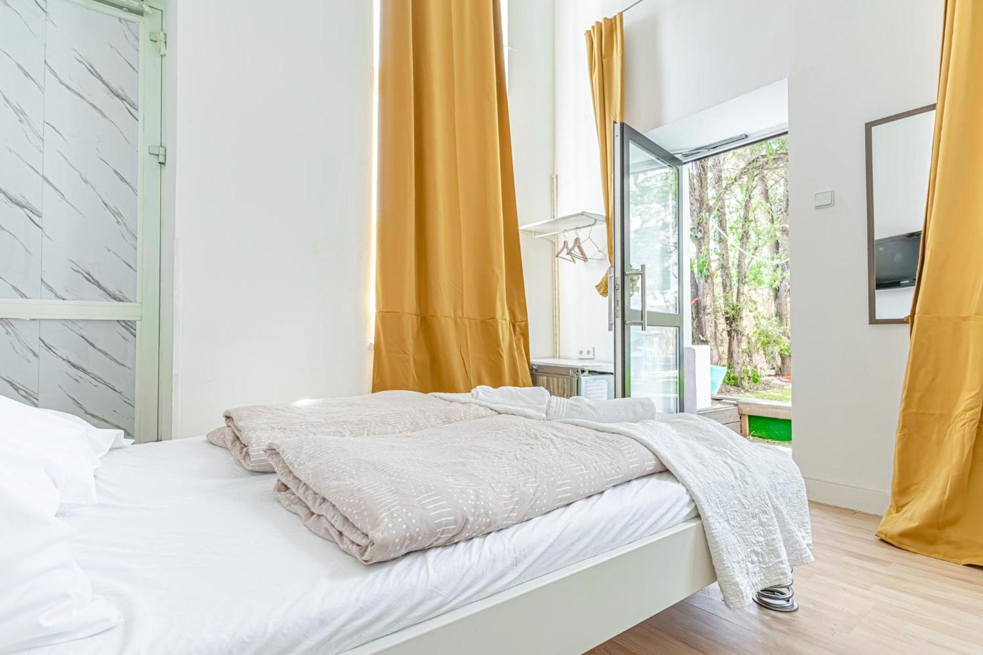 Loevly Shared 6Br With Garden Near Danube & Millenium City Viena Exterior foto