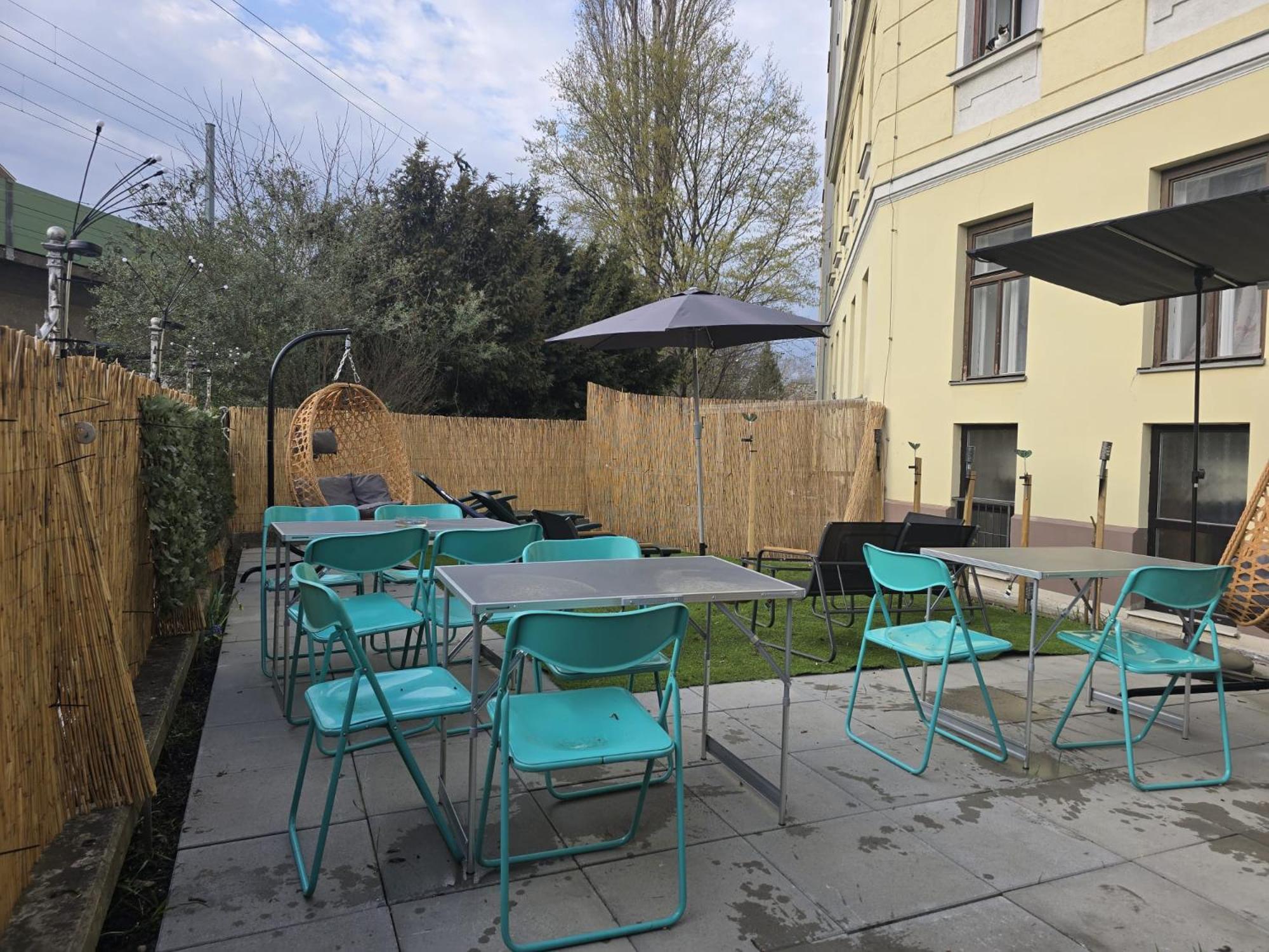 Loevly Shared 6Br With Garden Near Danube & Millenium City Viena Exterior foto