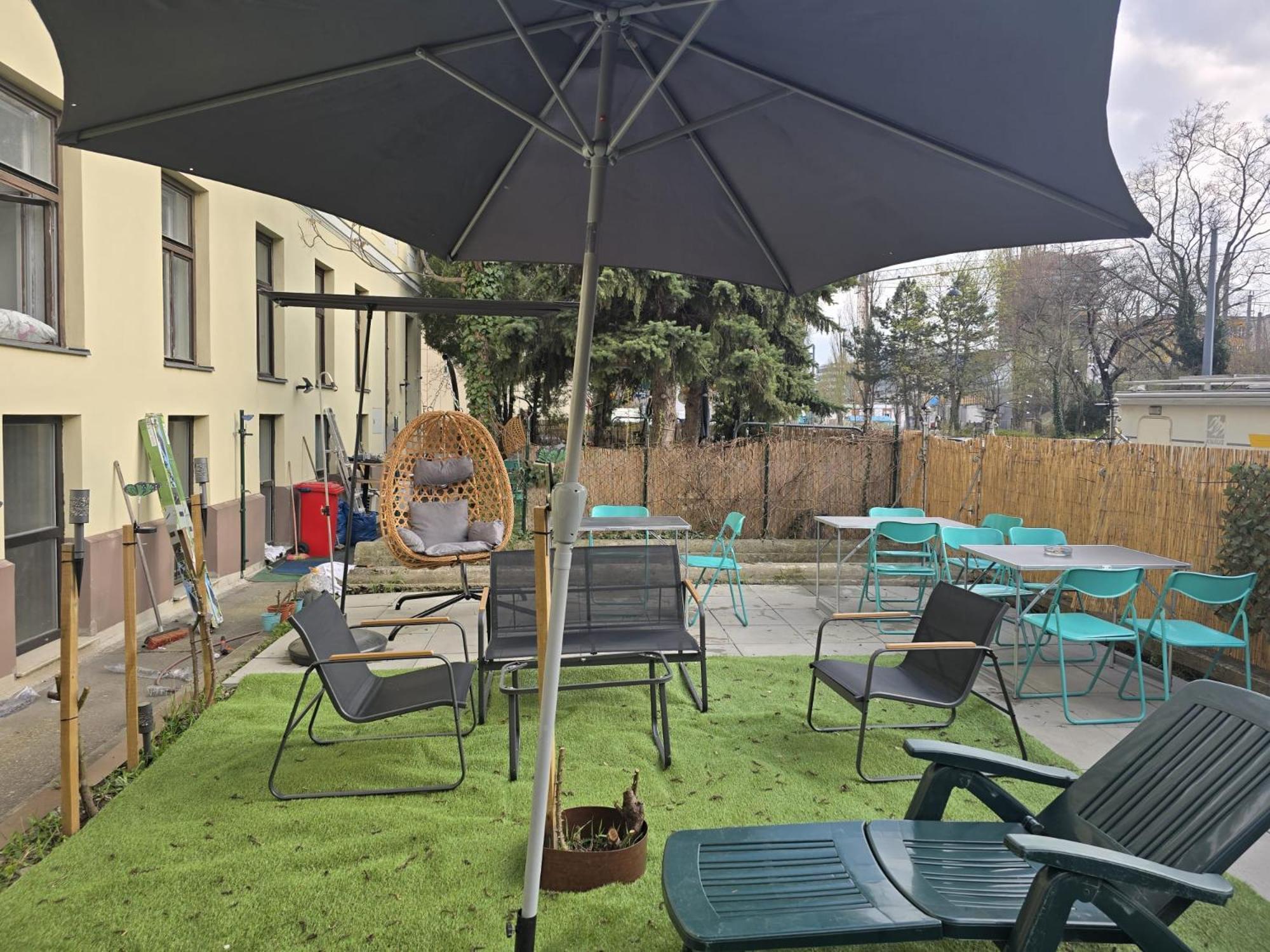 Loevly Shared 6Br With Garden Near Danube & Millenium City Viena Exterior foto